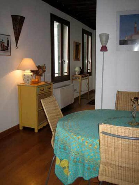 Appartement Palazzo Celsi à Venise Chambre photo